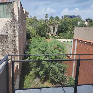 Close To The With Free Parking Apartamento Badalona